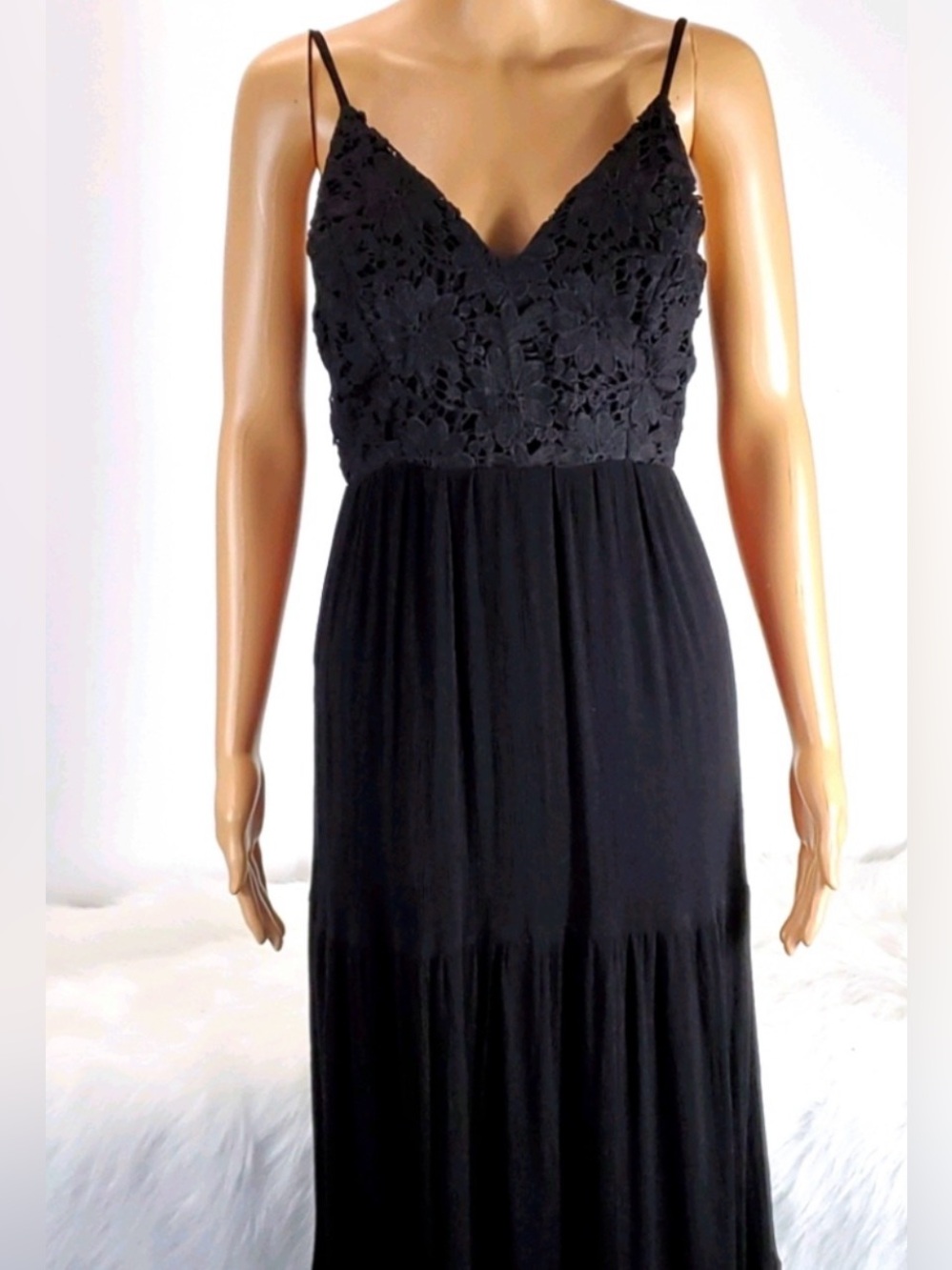 Daisies Boutique Black Maxi Dress | Lace Top | Women’s Size Medium